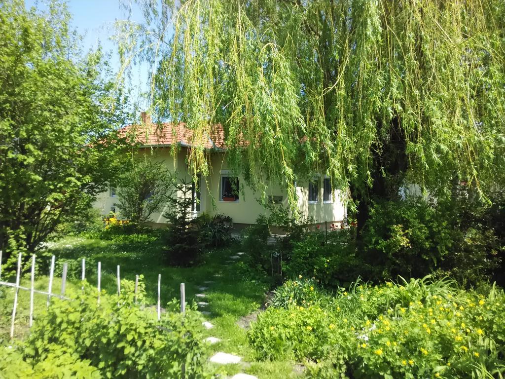 Bloomyapartment Balatonfenyves Exteriör bild